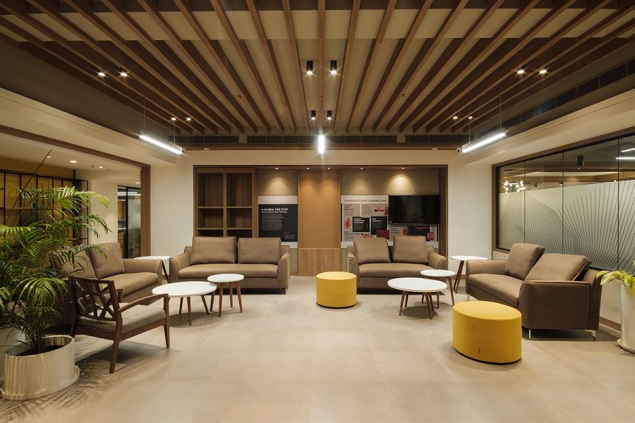 Discover top Corporate Interior Designers in Gurgaon for 2022. Find essential tips on choosing the perfect design partner. Elevate your workspace today!